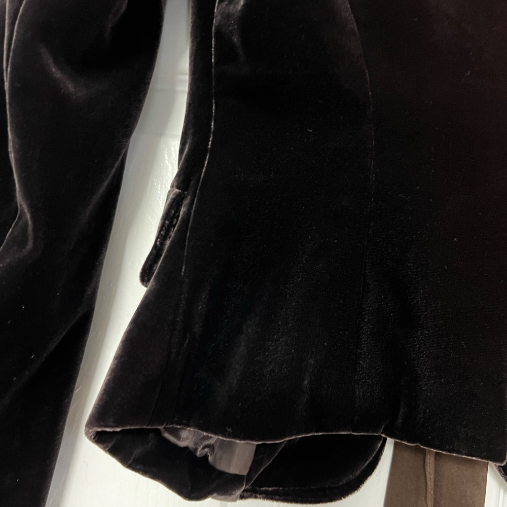 Fay Women's Elegant Black Velvet Blazer with Bow - Picture 8 of 9